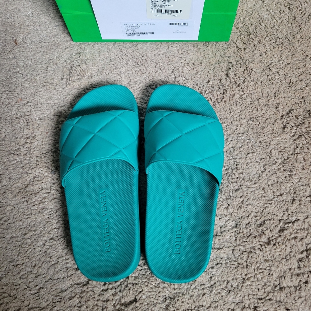 Bottega Veneta